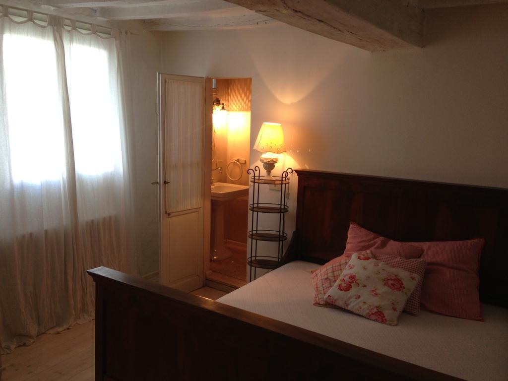B&B Casa Della Musica Vezzano sul Crostolo Room photo